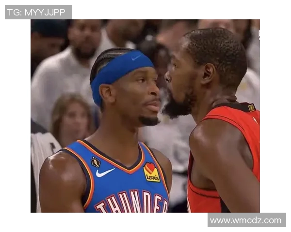 火箭与雷霆季后赛第二场激战回顾双方明星球员表现与战术分析